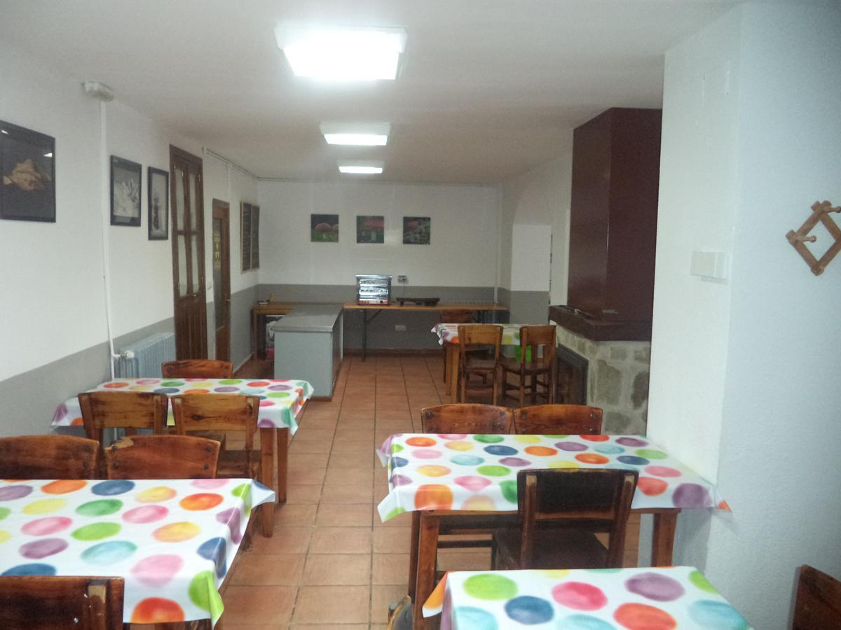 Albergue De Canfranc Estacion Екстер'єр фото